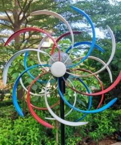 Double Spiral Solar Wind Spinner