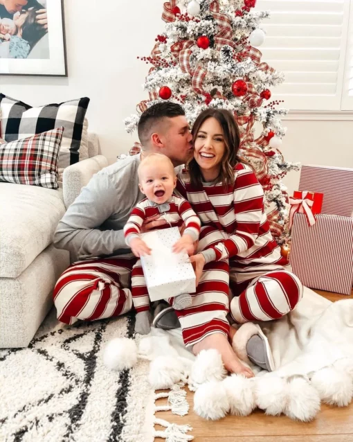 Best Christmas Family Pajamas 2-piece Set