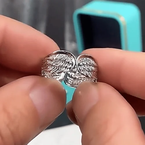 Angel Wings Feather Ring💕Protect you to bring you happiness