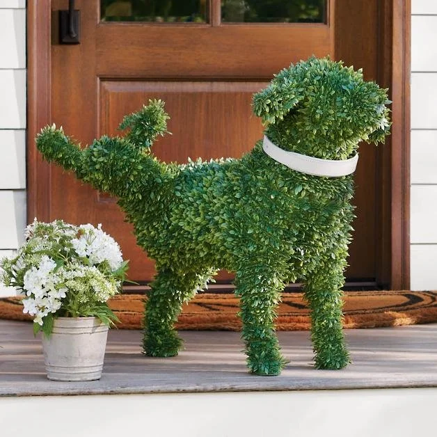 Decorative Peeing Dog Topiary - Image 2