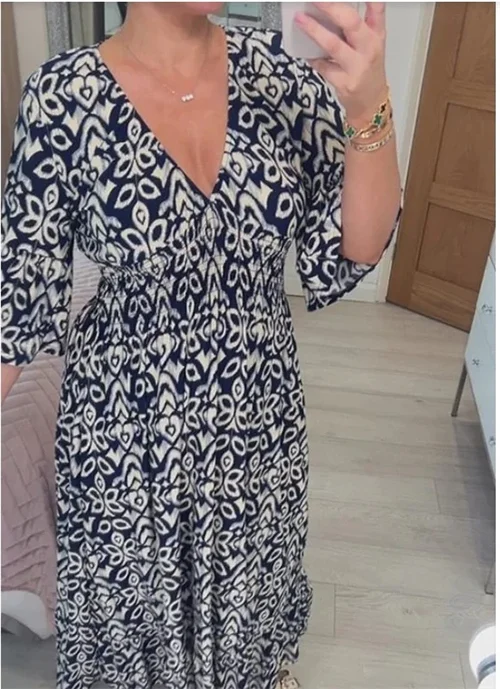 V-neck floral dress - Image 4