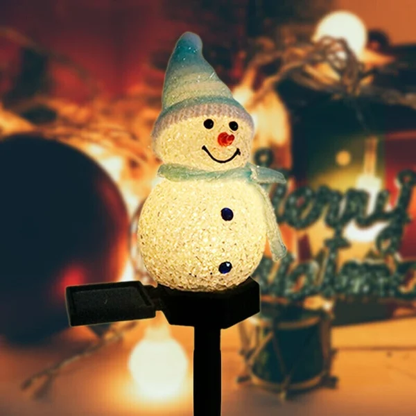 Waterproof Solar Snowman Lamp - Image 3