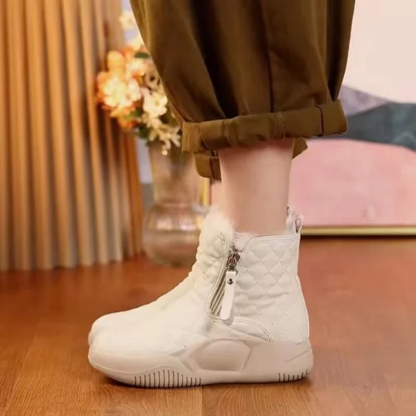 Womens Warm Thick Soled Snow Boots - Image 5