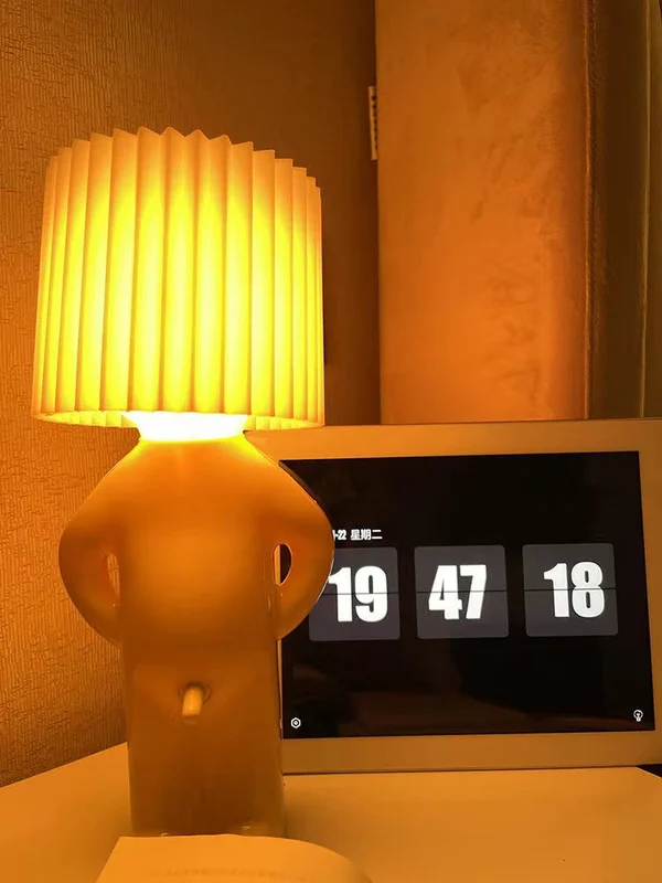 High-tech new doll table lamp - Image 4